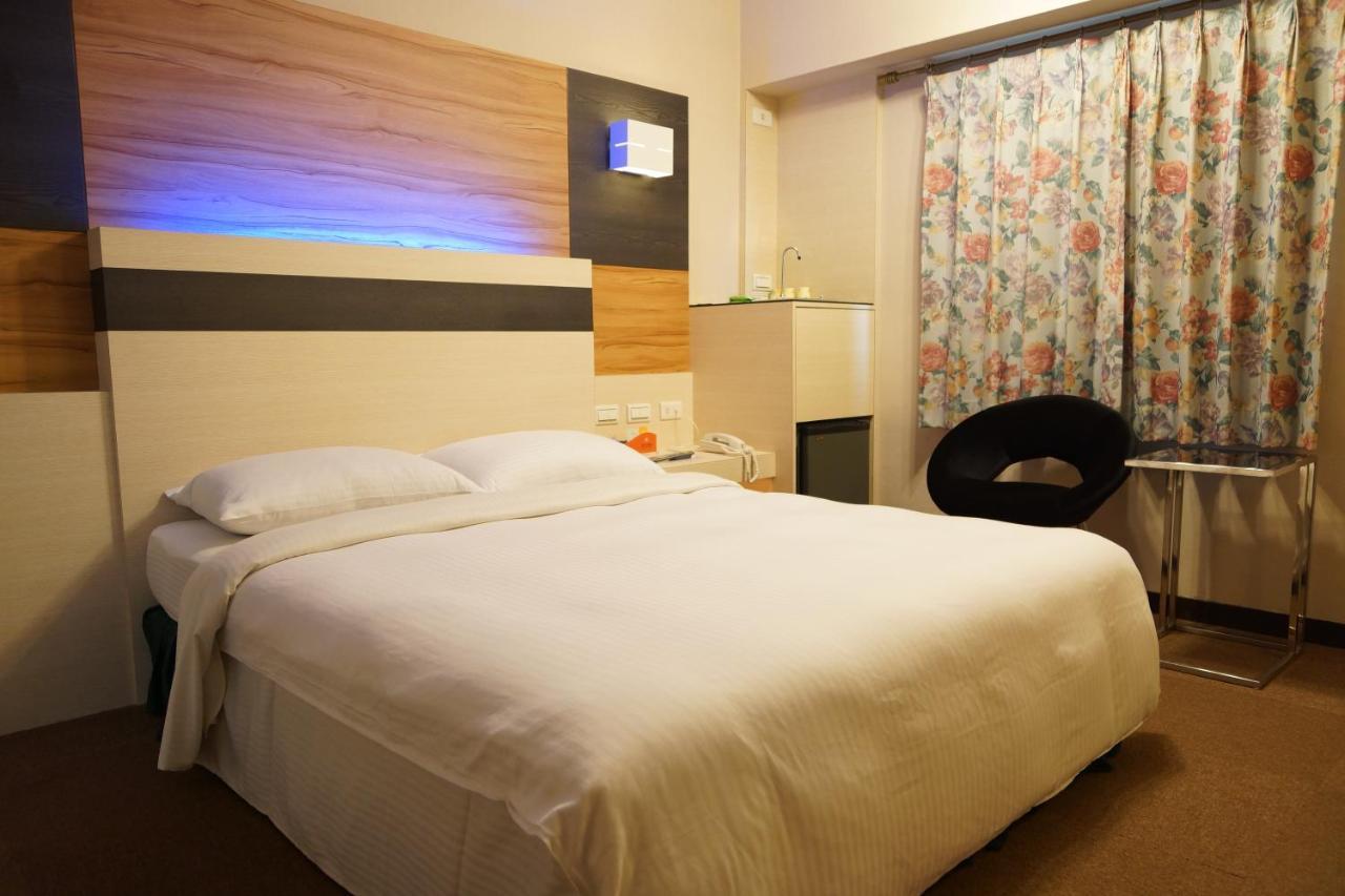 Ying Dai Hotel 타이난 외부 사진