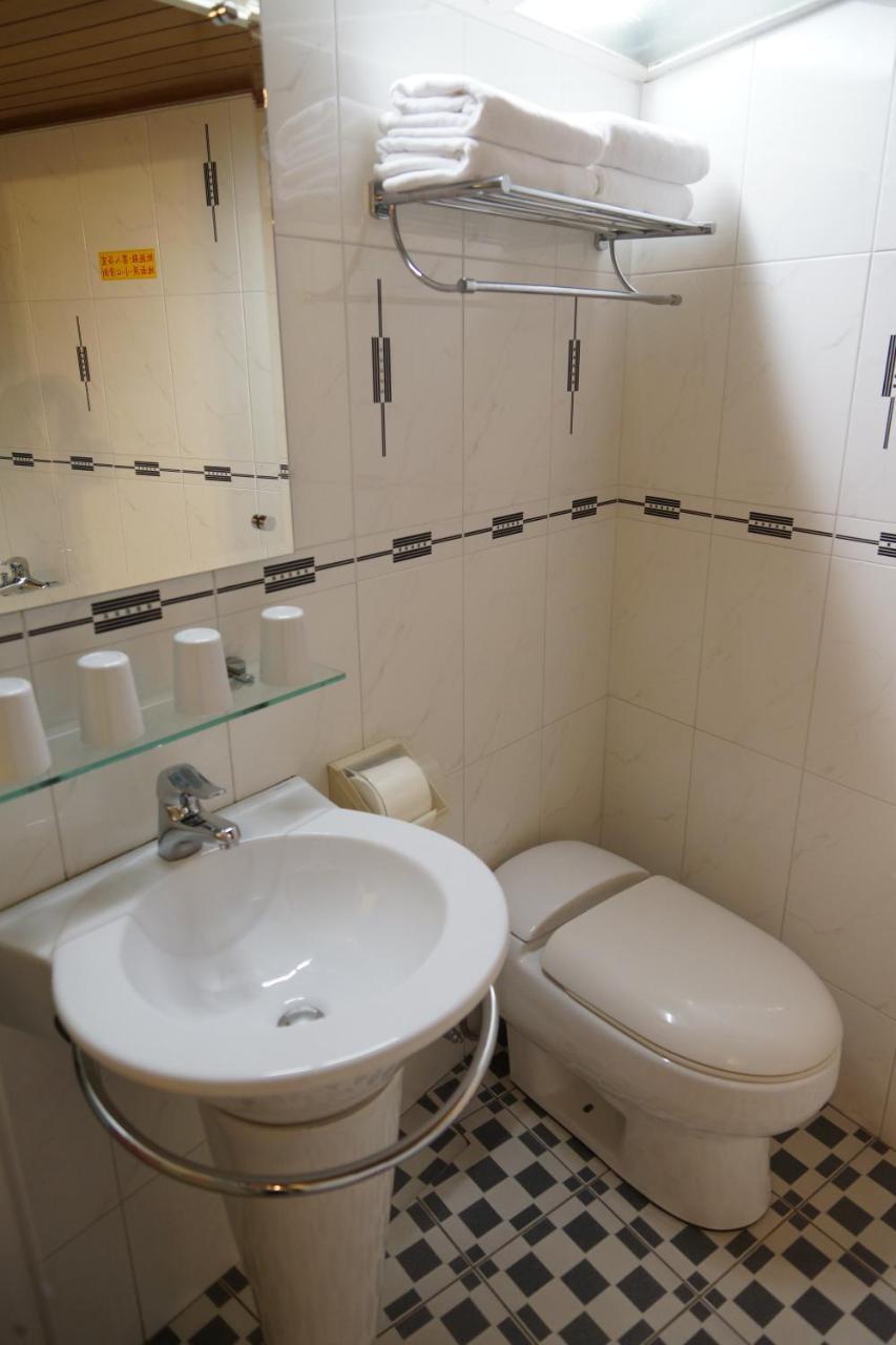 Ying Dai Hotel 타이난 외부 사진