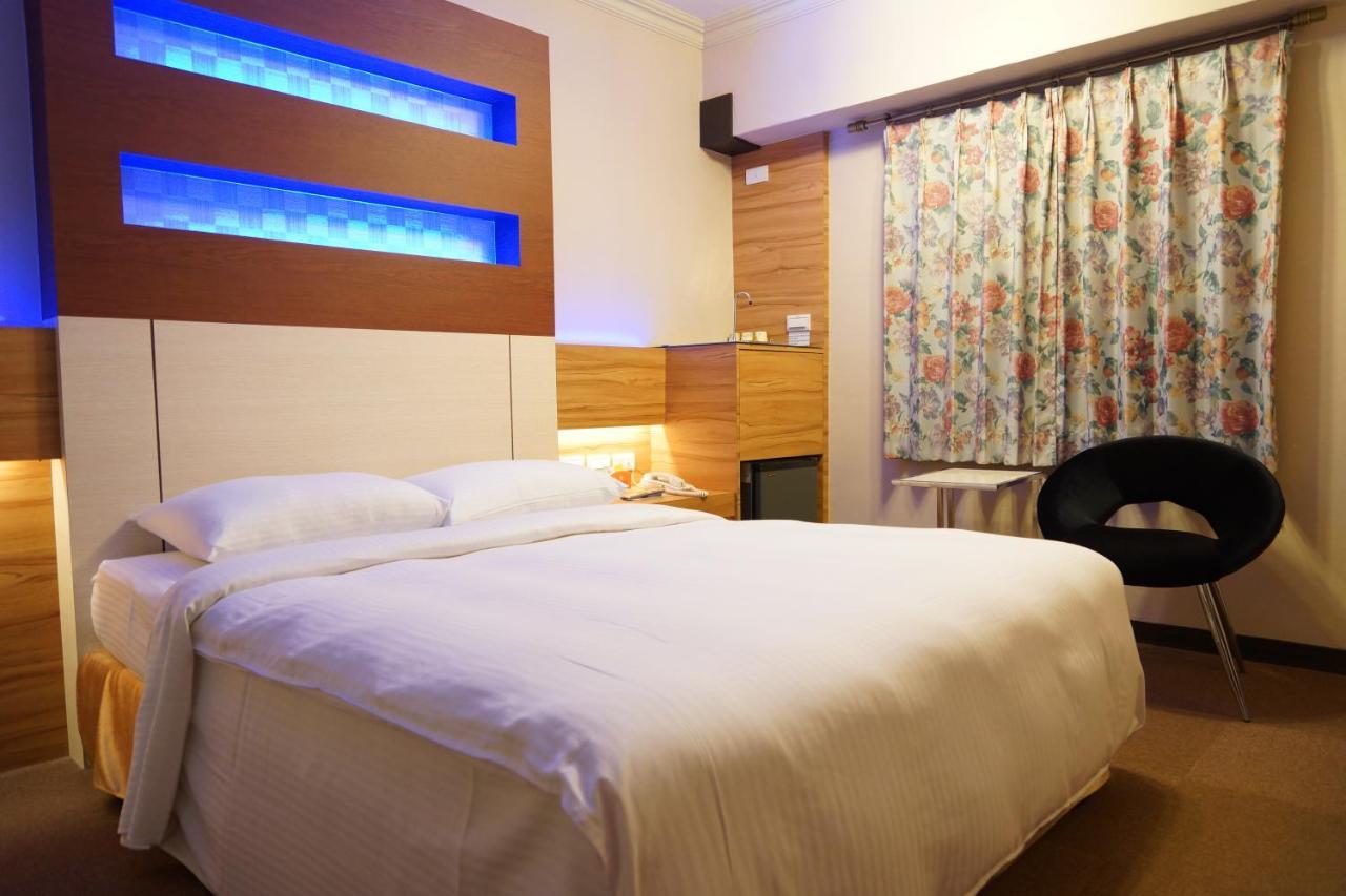 Ying Dai Hotel 타이난 외부 사진
