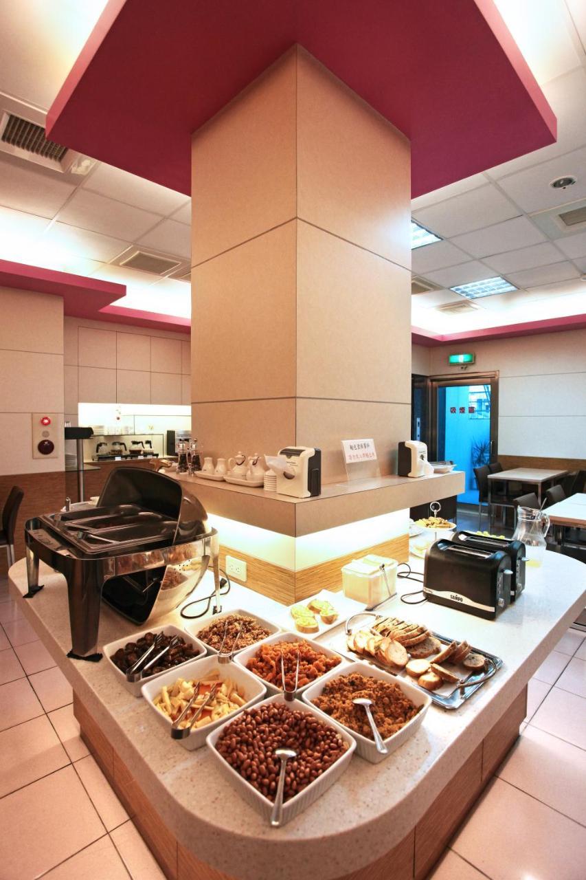 Ying Dai Hotel 타이난 외부 사진